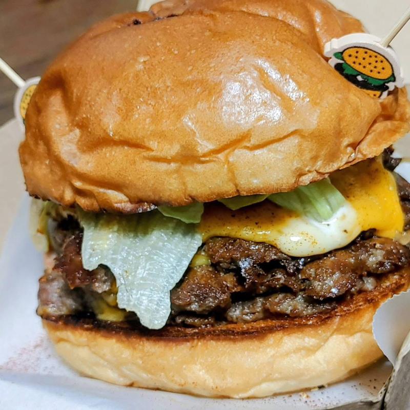 ダブルビーフチーズバーガー(7’s grill)