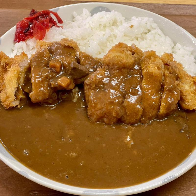 チキンカツカレー(こふる食堂)