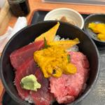 ウニマグロ丼