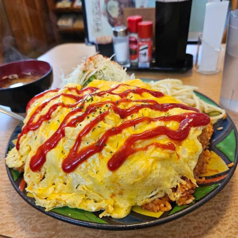 オムライス 大盛り(喫茶 ラヴリ)