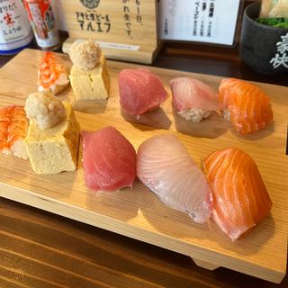 握り盛り合わせ おまかせ五種(百圓寿司スタンド えにし)