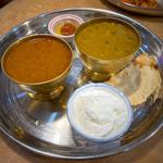 ネパールスペシャルカナセット(マトンカレー)