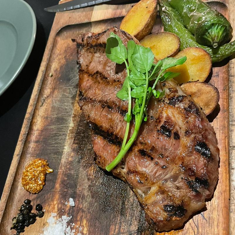 USプライム認定アンガスビーフ リブロースのジョスパーグリル(QUAYS pacific grill(キーズ パシフィック グリル))