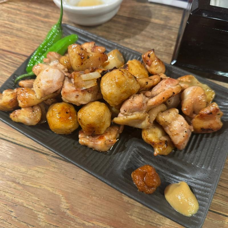 錦爽どり最強MIX焼き(エビスコ酒場)