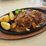 ハンバーグ定食