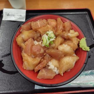 大盛りまかない漬け丼(きときと食堂)