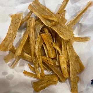 ゴボウチップス(武州うどんあかね&みどりダイニング)