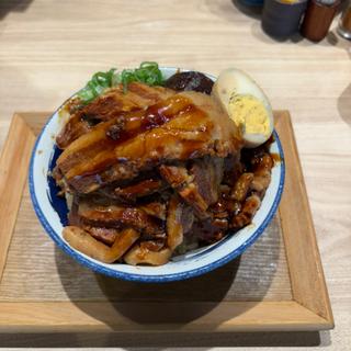 肉盛り！豚バラ大根丼(肉めし岡もと 足立入谷店)