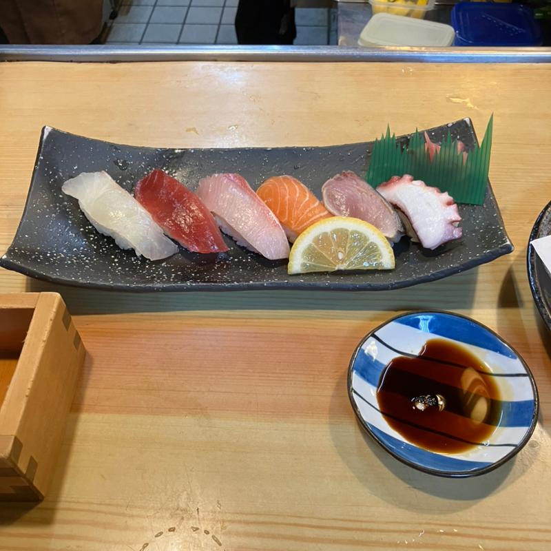 にぎり寿し(もりもと )