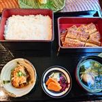 特うな重(鰻楽 （MANRAKU）)