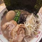 特製熟成豚骨ラーメン(HAKATA TONKOTSU 一骨入魂)