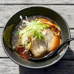 醤油ラーメン(お月さま)