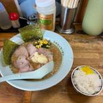 味噌チャーシュー　半ライス