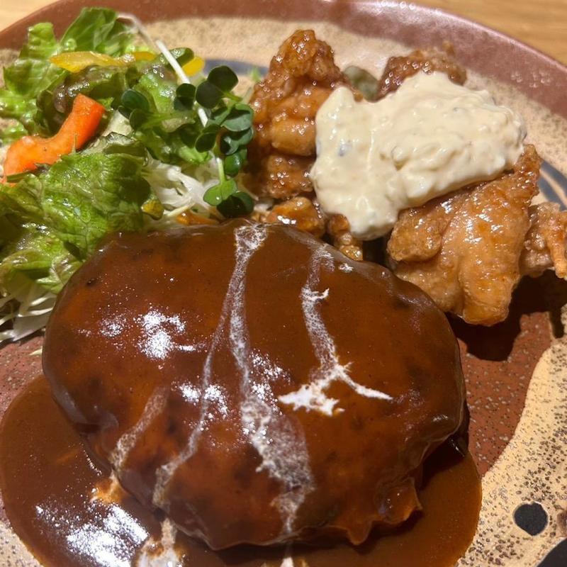 ハンバーグ定食(奈綸.の店)