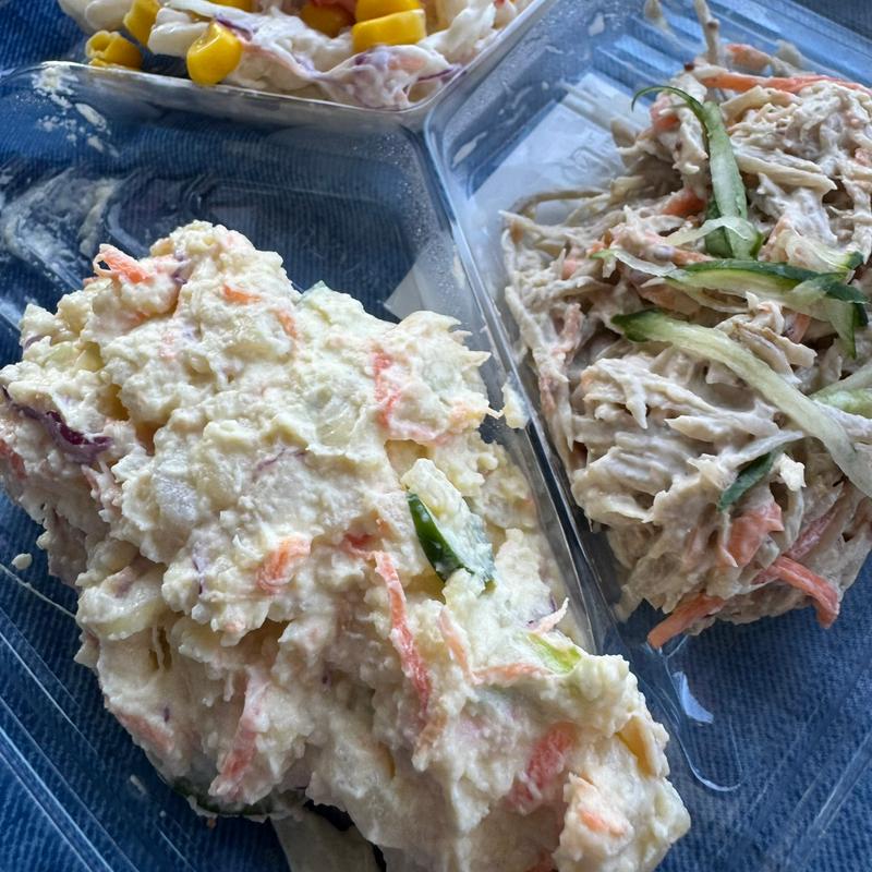 人気のサラダ3点盛り(タイヨー 鷹尾店 )