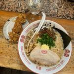 背脂豚中華そば 生姜 唐揚げ1個(らぁ麺 ここん)