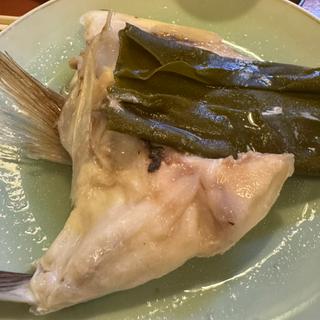 真鯛かぶと酒蒸し(千成寿司 玉姓町支店 )