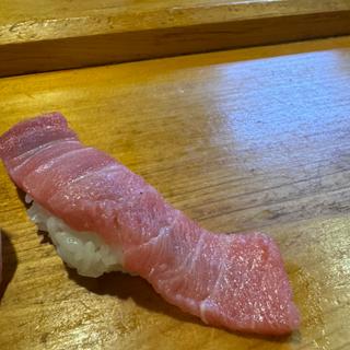 中トロ握り(千成寿司 玉姓町支店 )