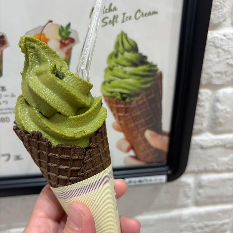 宇治抹茶ソフトクリーム(伊右衛門カフェ ラゾーナ川崎店)