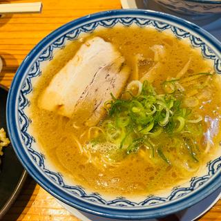 ラーメン(並)(元祖赤のれん 節ちゃんラーメン 天神本店 )