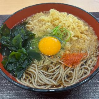 かけそば　生卵