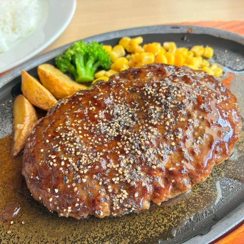 グランペッパーハンバーグ（ライス付）(ジョイフル 草津店 （Joyfull）)