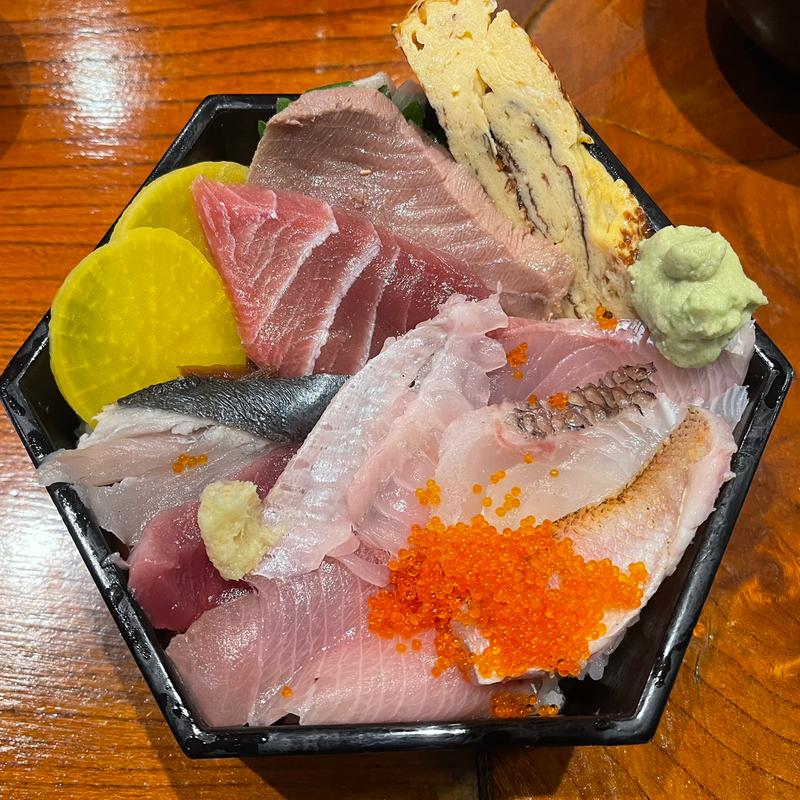 ちらし(鮨わたせ)