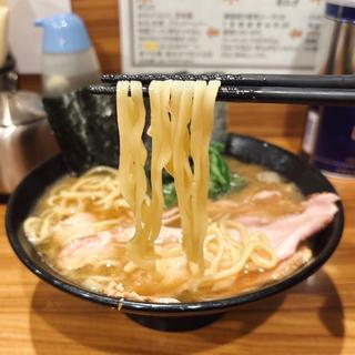 チャーシュー麺(輝道家)