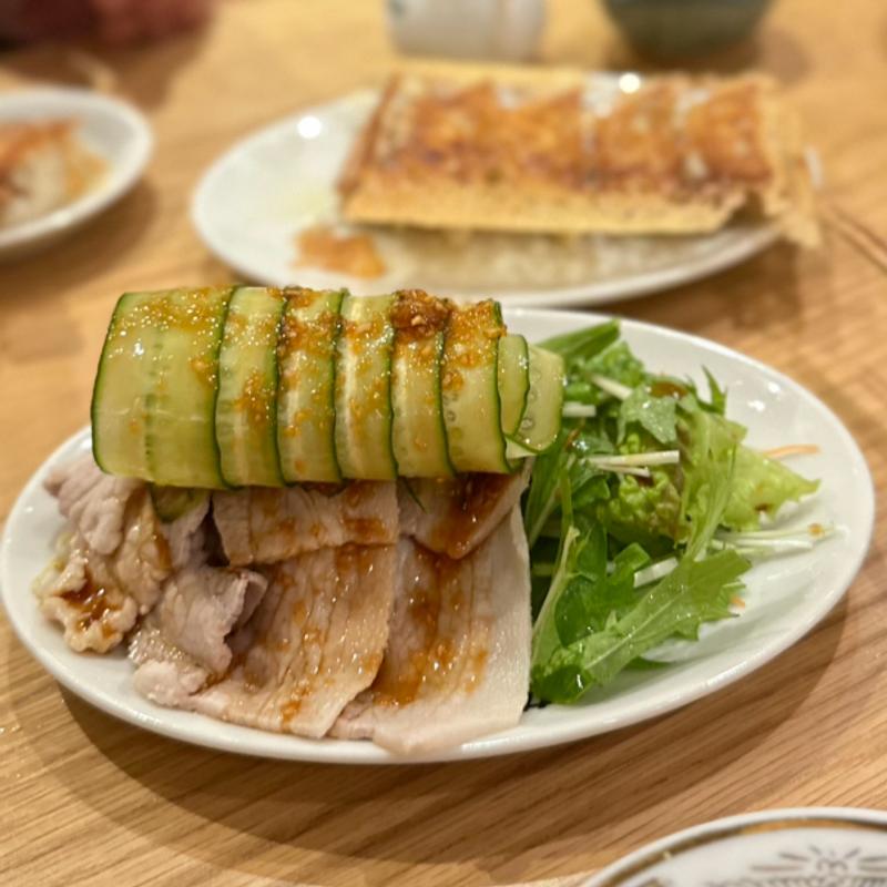 ウンパイロー(東京餃子 赤坂サクラサカス)