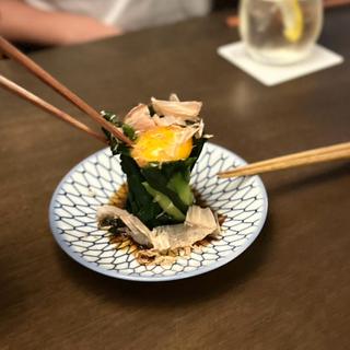 ニラおひたし卵黄のせ