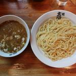 半肉入りつけそば