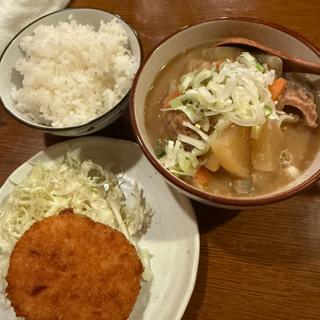 もつ煮込み★コロッケ(居酒屋ダイニング 満天)