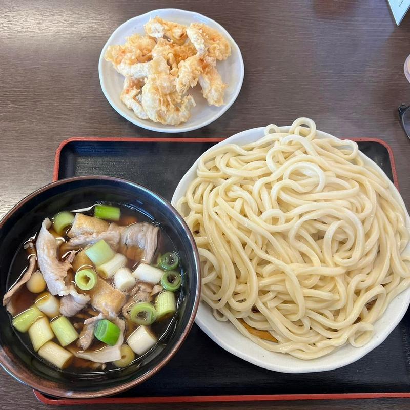 肉汁うどん 中盛り 小エビの天ぷら(藤店うどん 川越店)