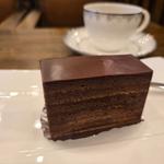 チョコレートケーキ ホットコーヒー(カフェ バッハ)
