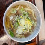 肉うどん(武州うどんあかね&みどりダイニング)