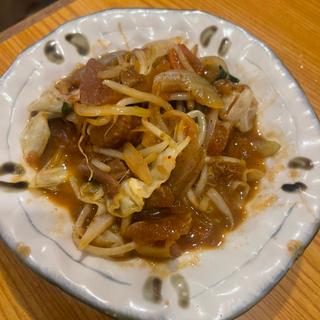 もつ野菜炒め(武州うどんあかね&みどりダイニング)