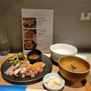 チキンステーキ定食～おろしポン
酢添え～(るのや)