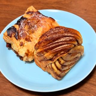 アップルパイとシナモンBOX(ブーランジェリー デュデスタン)