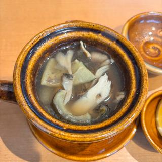 天然すっぽんと木の子の吸い物