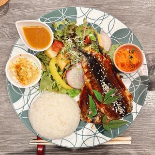 さんまの蒲焼き(CAFE THE BAY)