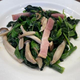 ほうれん草とベーコンのソテー(ジョナサン 月島店)