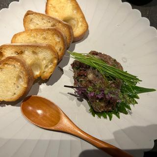 牛のなめろうバケット添え(mura masa)