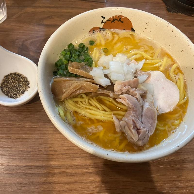 黄金！濃厚鶏白湯らーめん(らーめんかいじ 愛宕橋店)