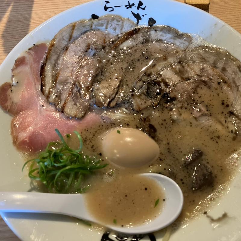 豚骨らぁ麺 極(おいげん 太宰府店)