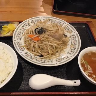 豚肉ともやし炒め定食(中華飯店 萬福)