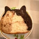 ねこねこ食パン　三毛猫(ベンケイ カラフルタウン岐阜店)
