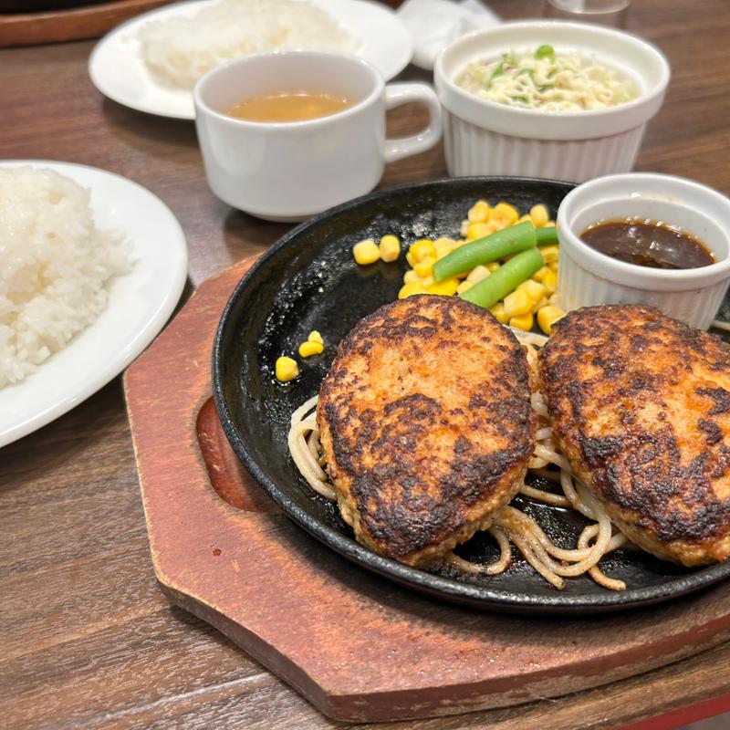 (ステーキ&ハンバーグRODEO COWBOY)