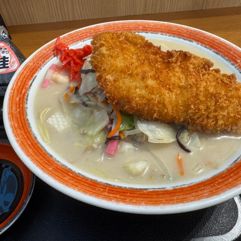 鳥かつちゃんぽん(美東ちゃんぽん亭)