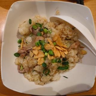 ミニガーリックチャーハン(立飲みカドクラ)