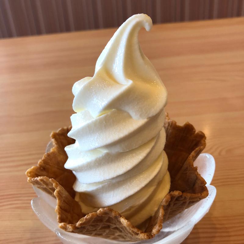 ジャンボ北海道牛乳ソフト(とんでん 花畑店)